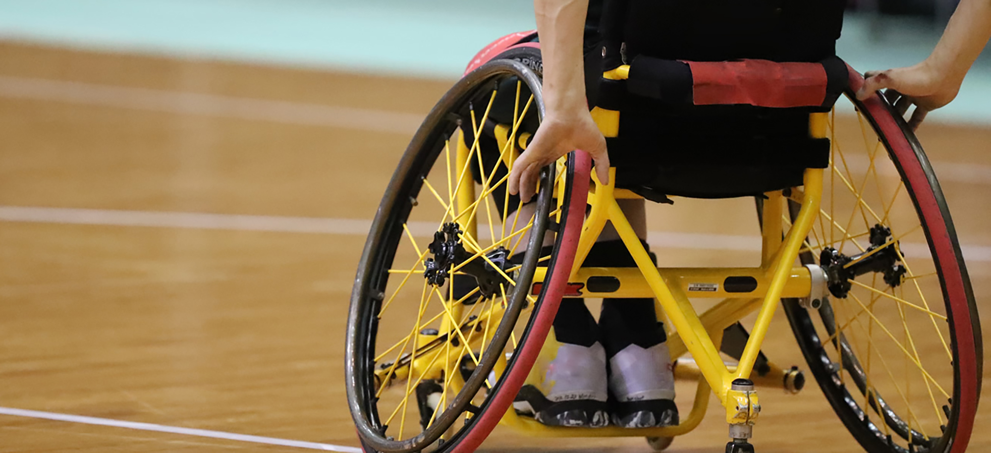 パラリンピックで活躍する競技用の車椅子と義肢 メディアスホールディングス株式会社