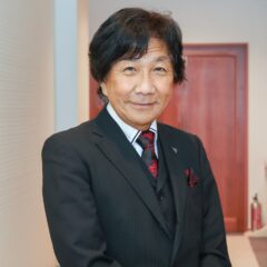 Honorary Director of Hosokawa Surgical Clinic, Japan Medical Association, Executive Director, Hidekazu Hosokawa